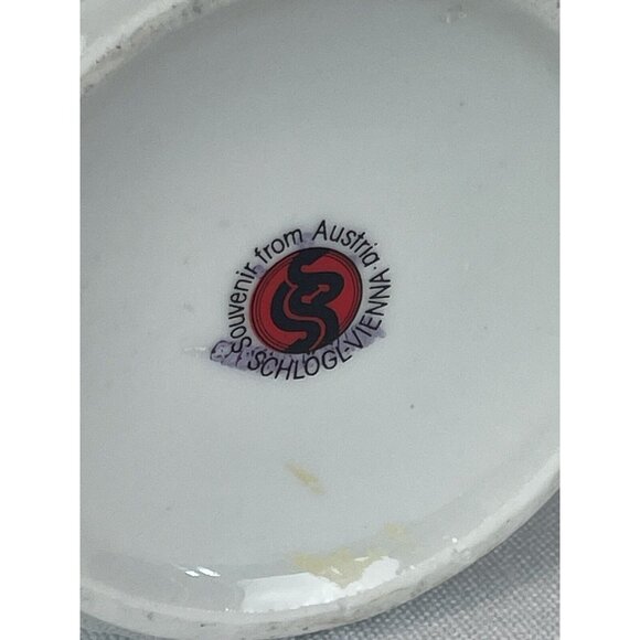 Souvenir Coffee Mug Schlogl Vienna Austria Boy Girl Design Fluted White Porcelai - Picture 6 of 11